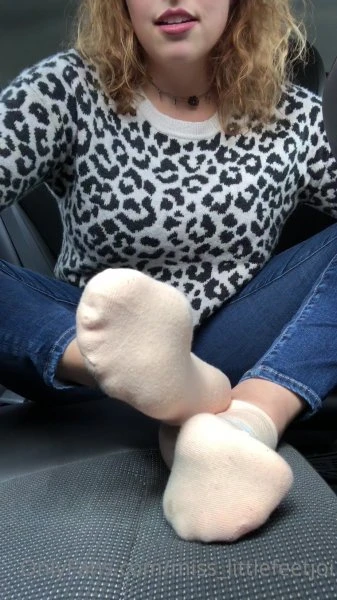i love denying you what you want the most with littlefeetjoi HD [Hairy Legs, Coeds Foot] (2023 | Mp4)