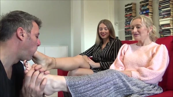 Sharing the footslave with Cruel Femdom HD [Rare Foot, New Foot] (2023 | Mp4)
