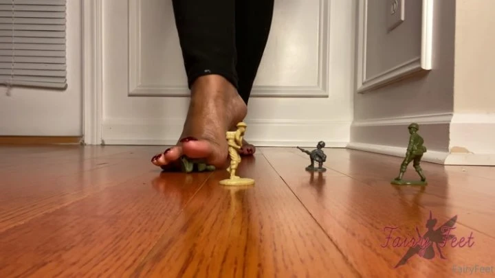 Giantess Soldier Crush with Fairy Feet HD [Footjob Virgin, Hot Leg] (2023 | Mp4)