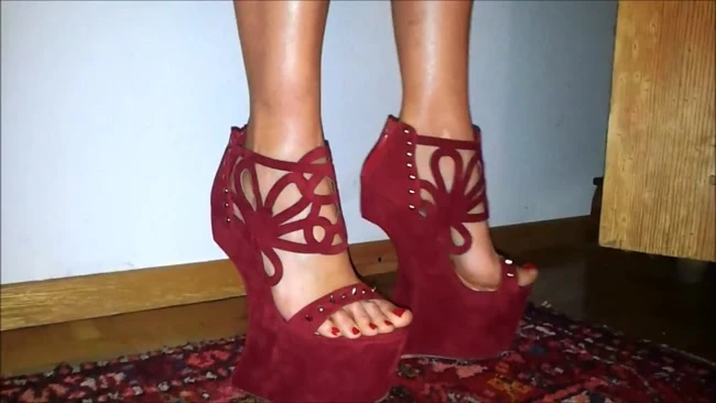Heeless Heels with Canadian Foot Babes HD [Foot Fetish, Sex Foot] (2023 | Mp4)