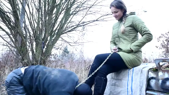Walking The Doggy In The Cold with Megan HD [Legs Sperm, Cum Foot] (2023 | Mp4)