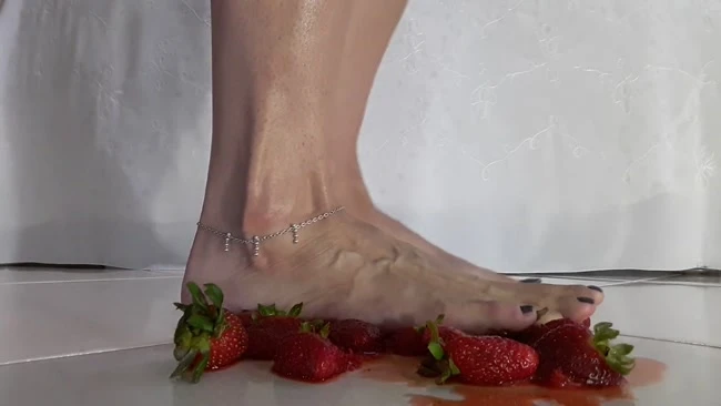 Strawberry with lolita feet HD [Forced Handjobs, Footjob Addict] (2023 | Mp4)