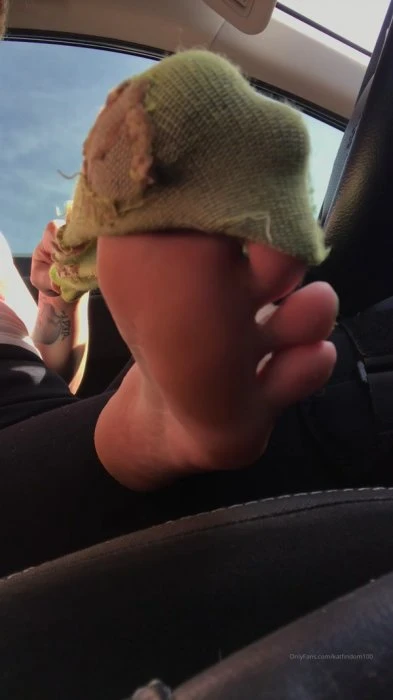 Wow I'm Smelly After The Gym with KAT HD [Rare Foot, New Foot] (2023 | Mp4)