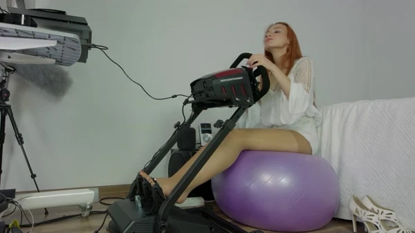 Pedal Pumping Of Goddess with Dominant Femine HD [Tickling Feet, Bobs Footjobs] (2023 | Mp4)