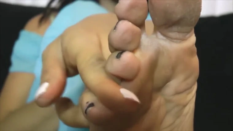 Dirty Feet with Kendall HD [Hairy Legs, Coeds Foot] (2023 | Mp4)