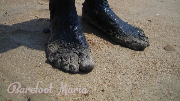 Barefoot in the mud of the salt lake with BareFoot Maria HD [Foot Fetish, Sex Foot] (2023 | Mp4)