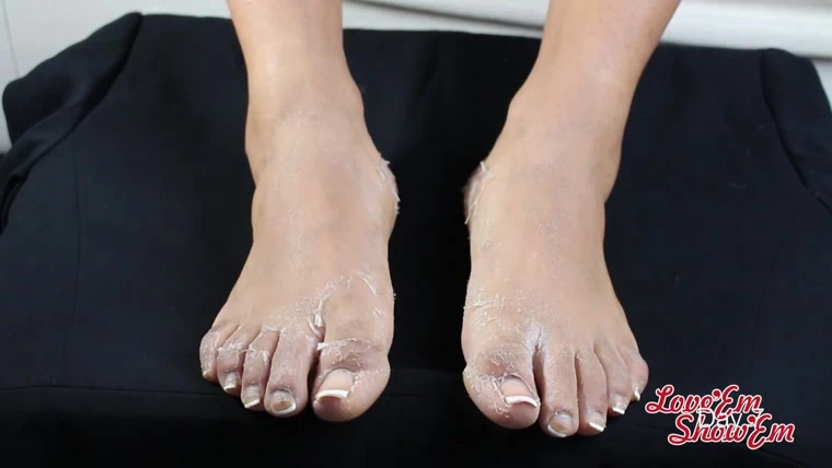 Silky Smooth Foot Peel Product Review with Silky Smooth Foot Peel Product Review HD [Tickling Feet, Bobs Footjobs] (2023 | Mp4)