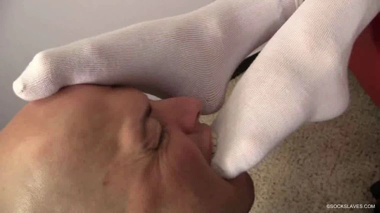 Sock Massage with Mistress Megan HD [Bratty Foot, Extreme Feet] (2023 | Mp4)