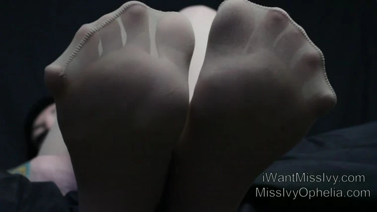 FINDOM PANTYHOSE FEET WORSHIP with Ivy Ophelia HD [Foot Fetish, Sex Foot] (2023 | Mp4)