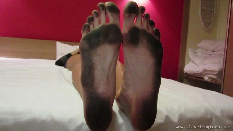 Hania's dirty feet with I Love Long Toes HD [Hard Foot, Amatari Foot] (2023 | Mp4)