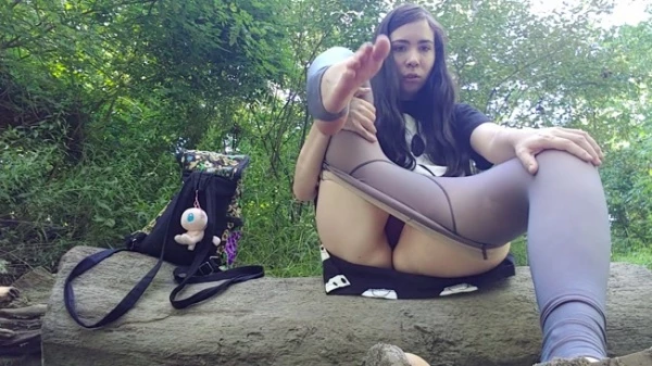 Outside Ass Worship NO TOUCH LOOK ONLY with PoisonousXGoddess FullHD [Hairy Legs, Coeds Foot] (2023 | MPEG-4)
